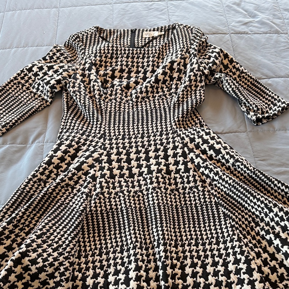 Eliza J Black and Cream Houndstooth Dress